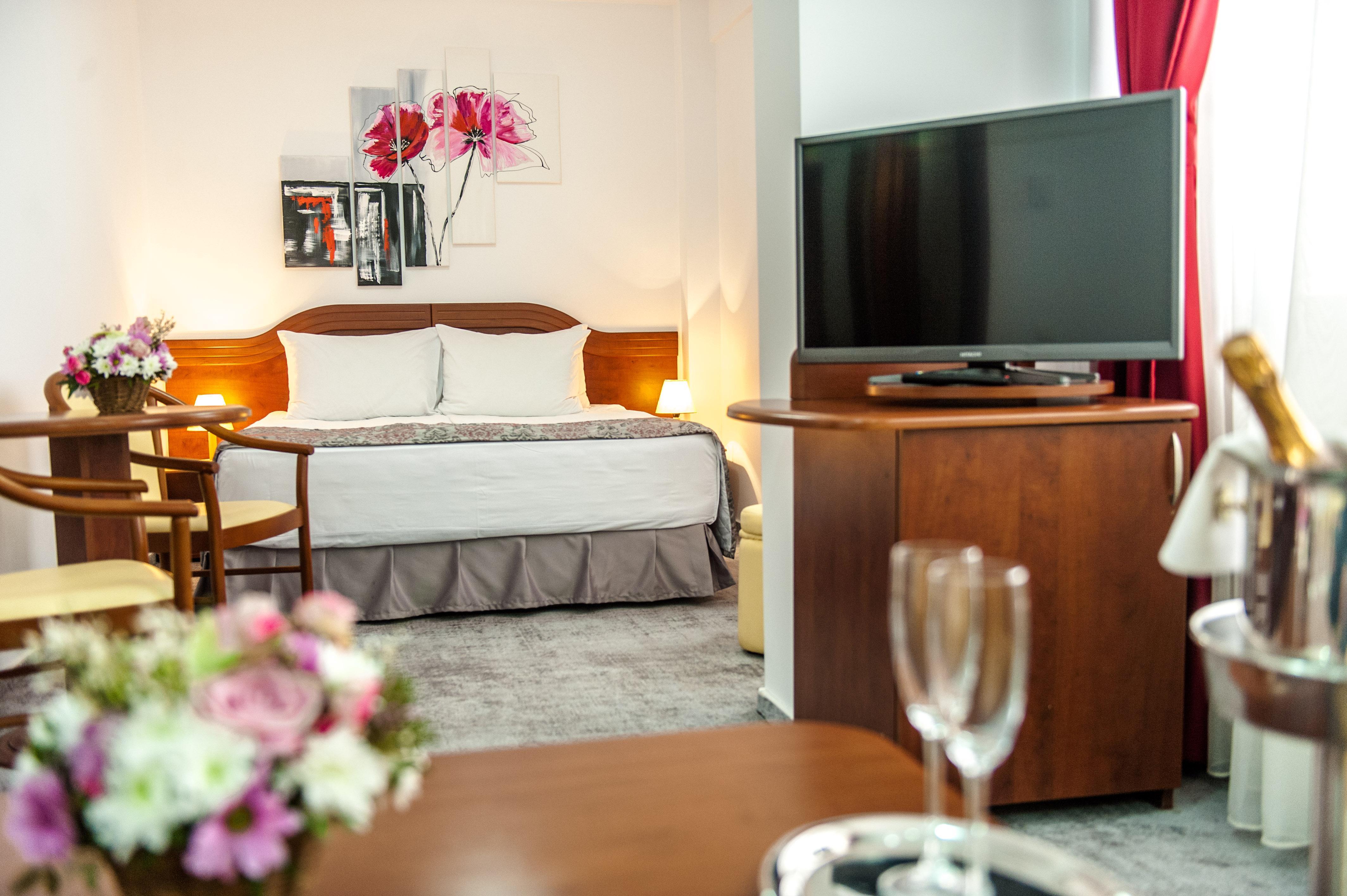Hotel Parc Сибиу Экстерьер фото