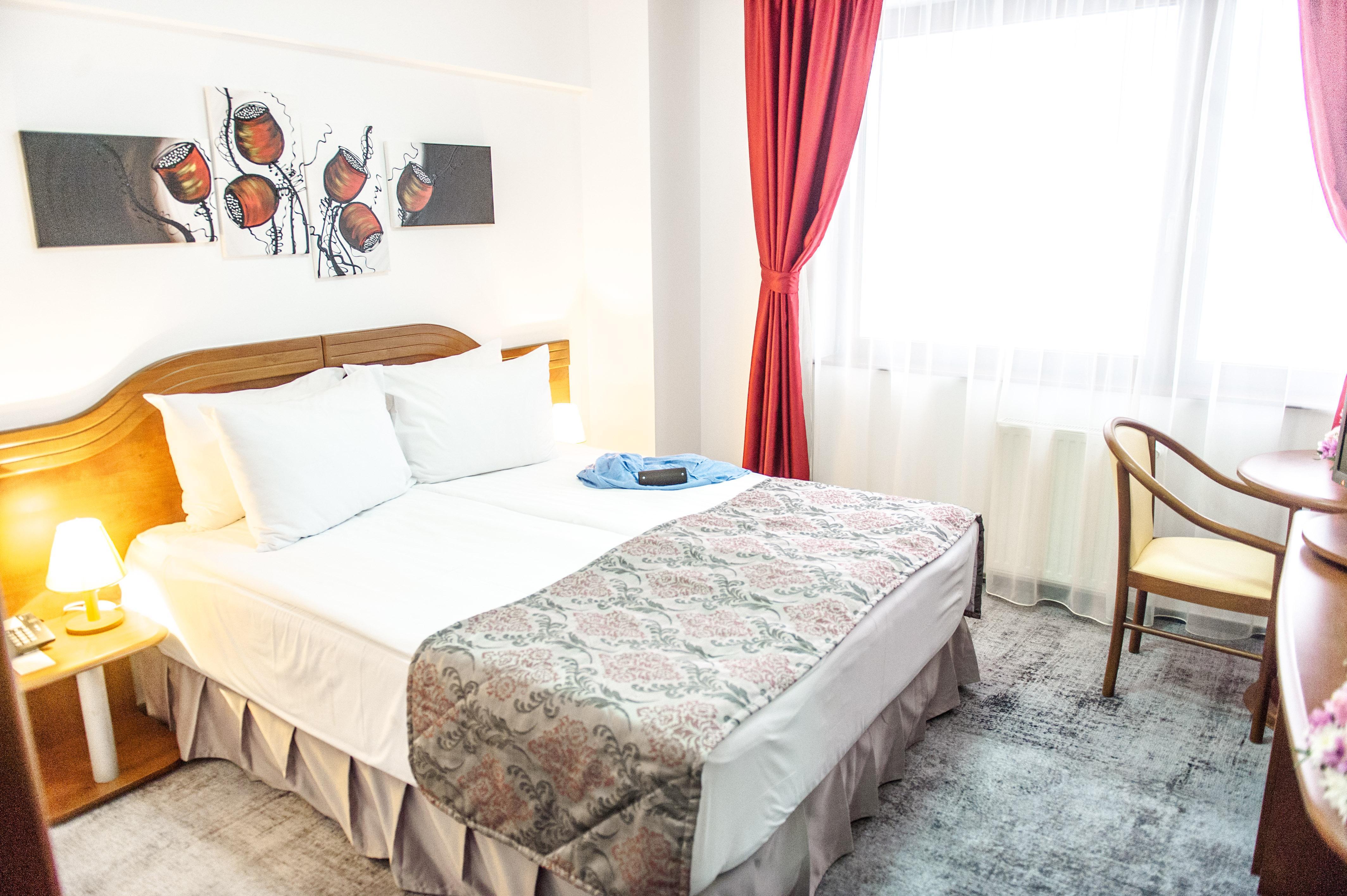 Hotel Parc Сибиу Экстерьер фото