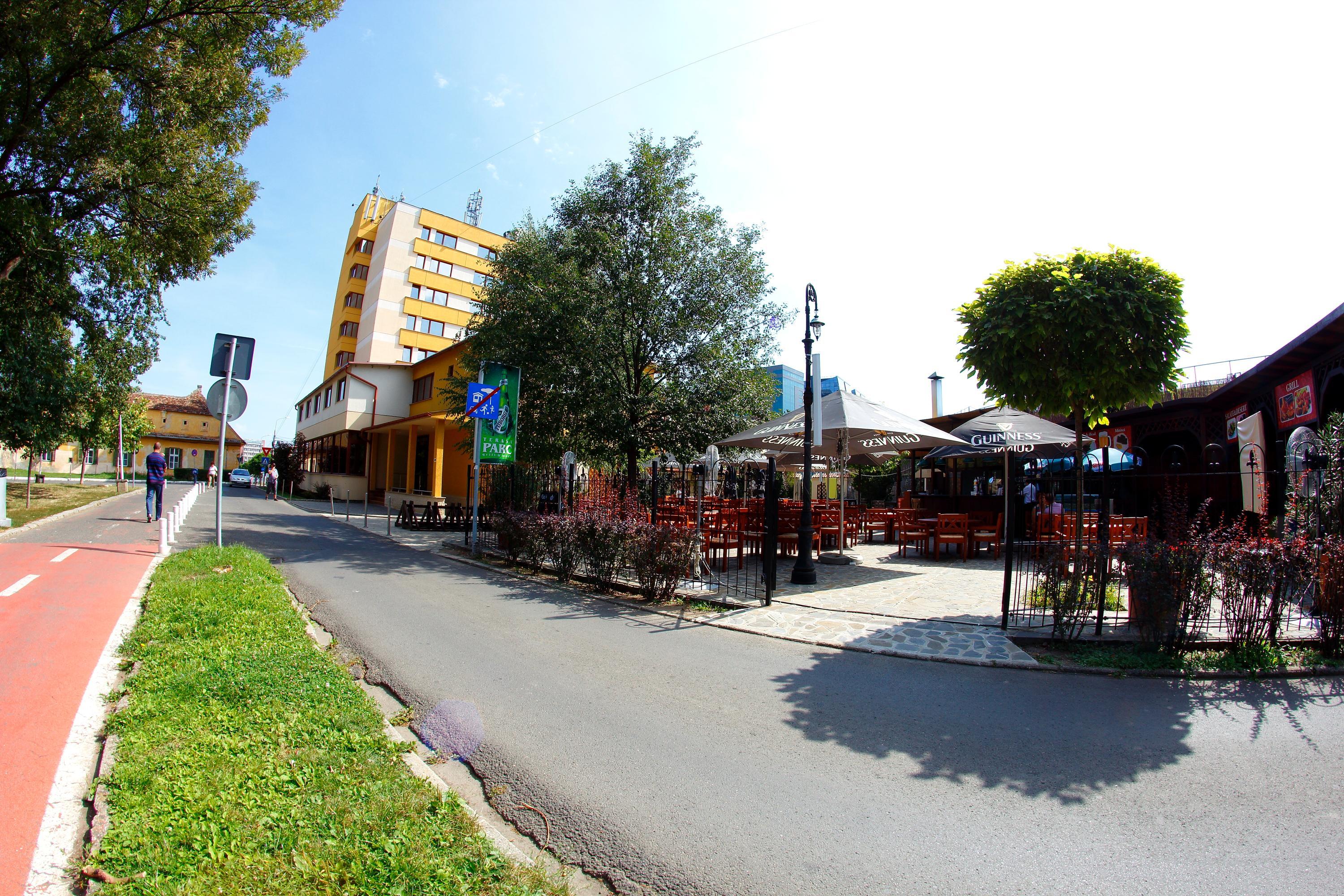 Hotel Parc Сибиу Экстерьер фото