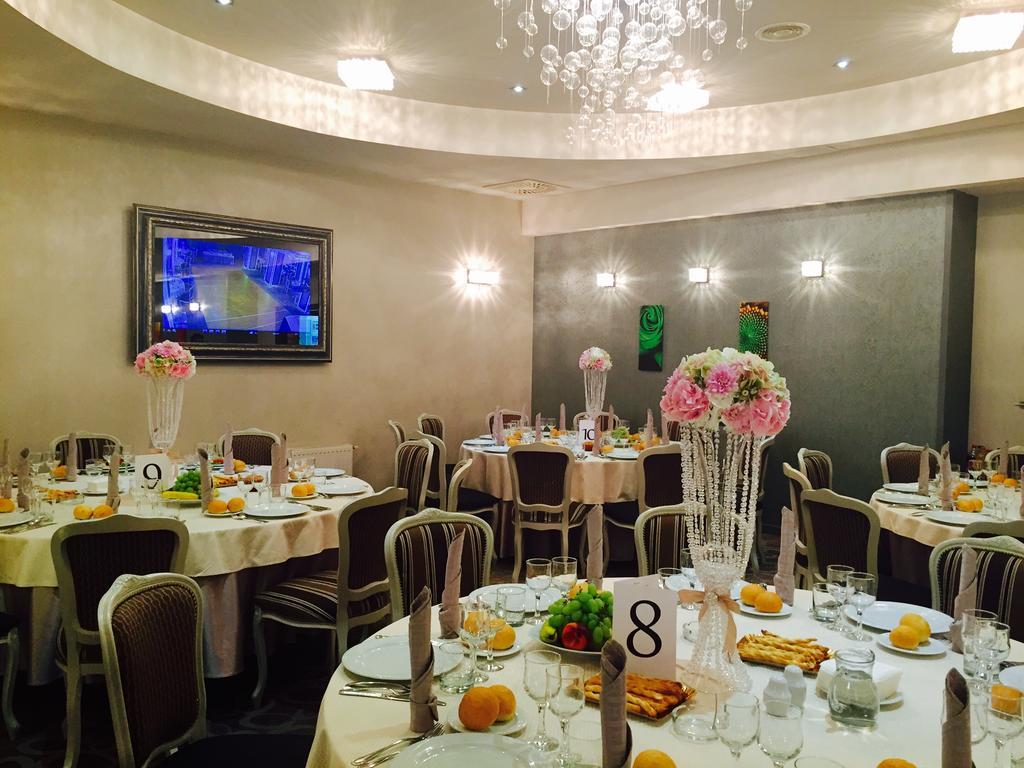Hotel Parc Сибиу Экстерьер фото