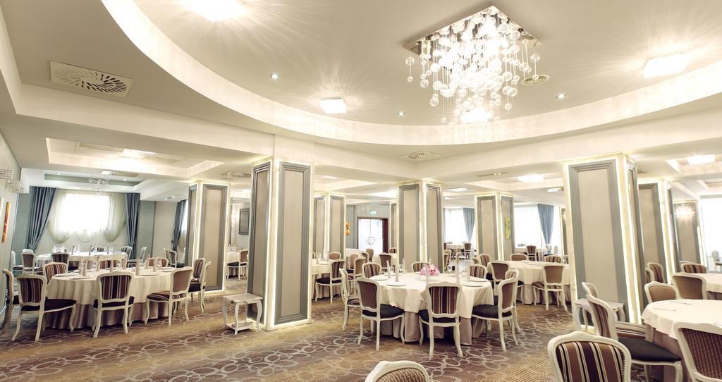 Hotel Parc Сибиу Экстерьер фото